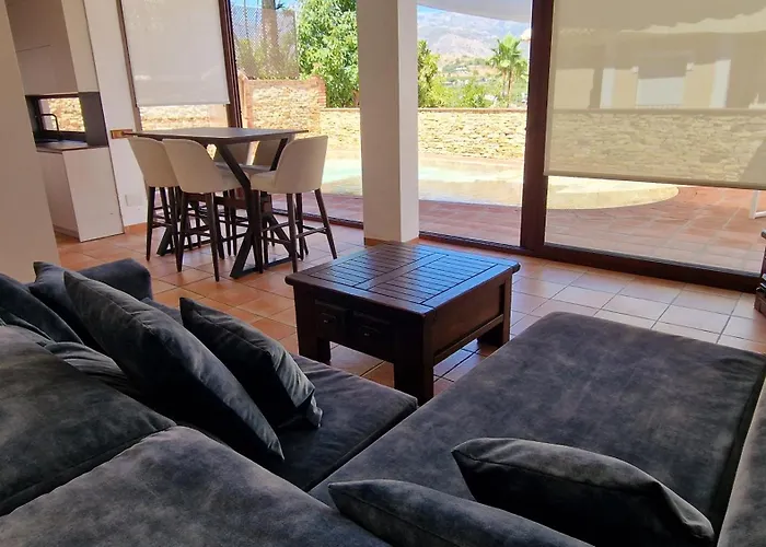 Villa Deluxe Nerja Silhouse
